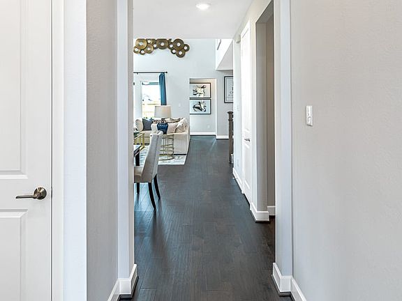 5th image of 2404 Bishop Lagoon Way
