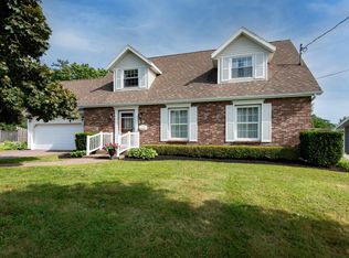 17 Blythe Cres, Charlottetown, PE C1A8C7