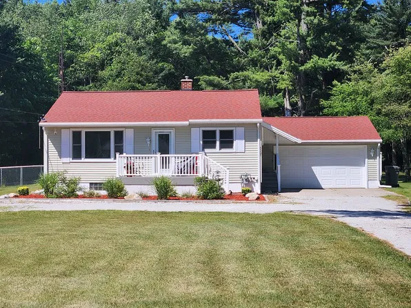5307 Lake Harbor Rd, Muskegon, MI 49441