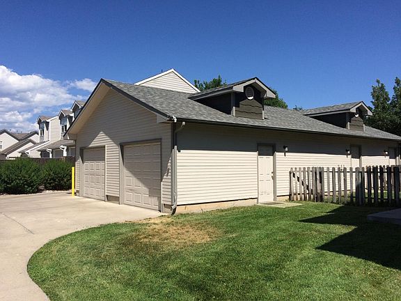 2-Car Garage
