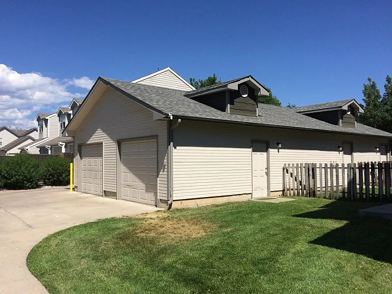 2-Car Garage