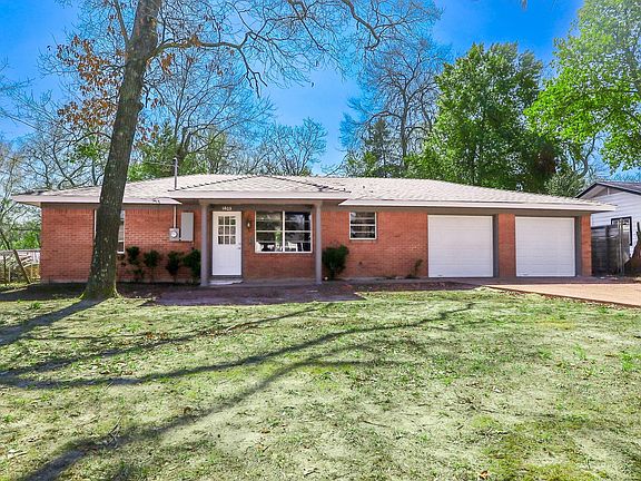 2nd image of 1403 Spokane St