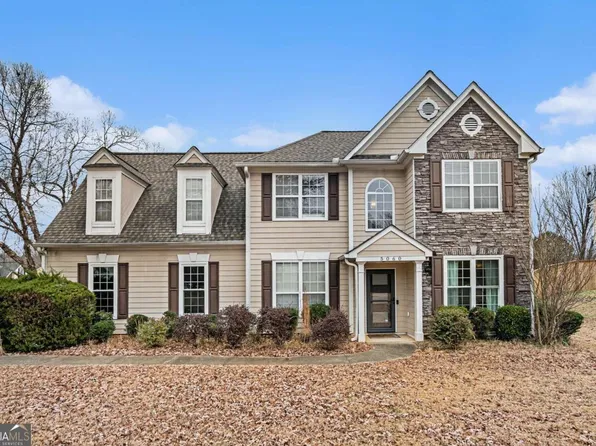 5060 Huntcrest Dr SW, Mableton, GA 30126