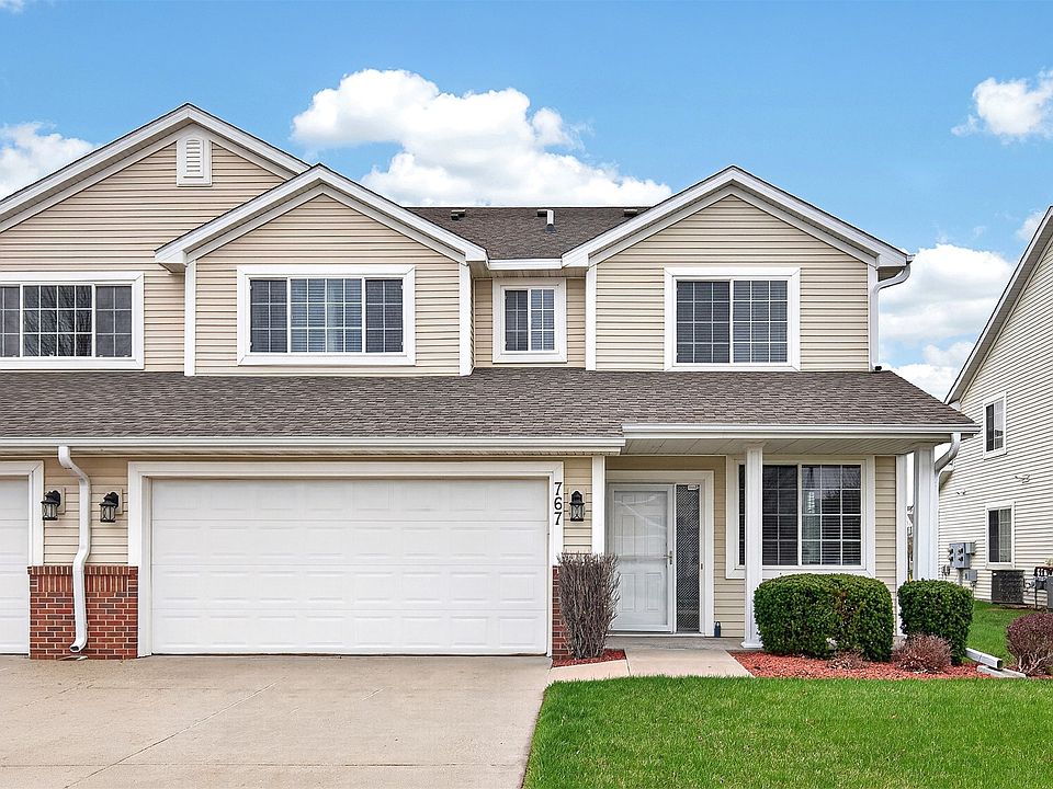 1st image of 767 SE Willow Brook Dr