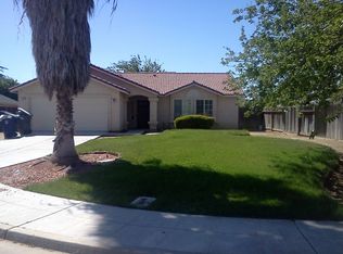 1460 Hickory Ave, Madera, CA 93637