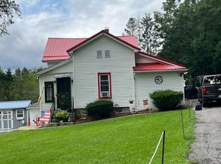 279 Rainbow Rd, Polk, PA 16342