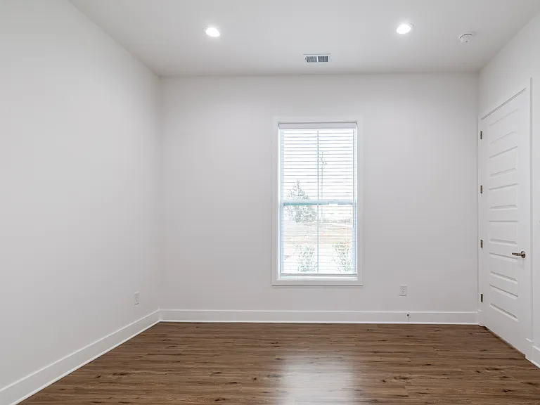 88 Lock Wood Dr — Photo 5