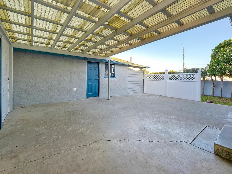 1505 Willow St — Photo 16