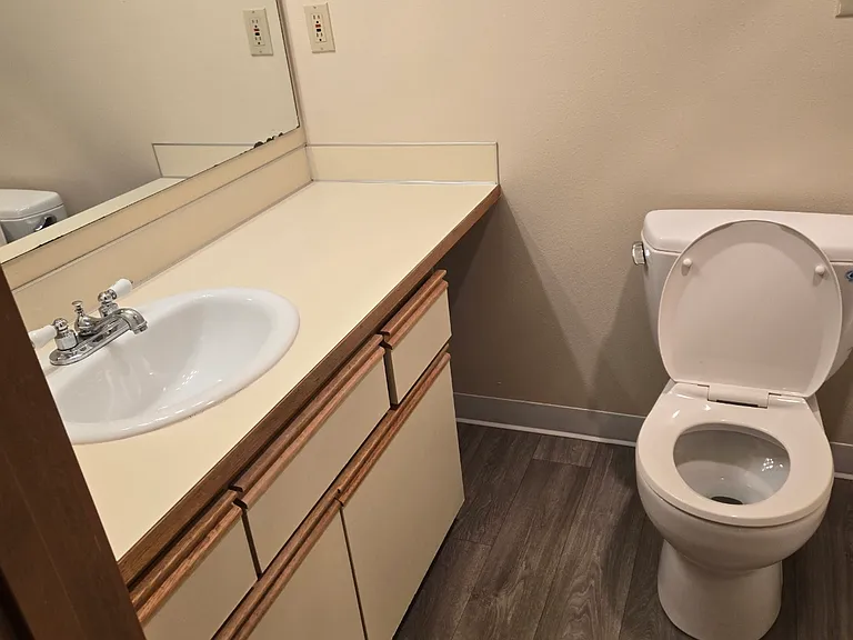 16449 Ambaum Blvd S #11 — Photo 7
