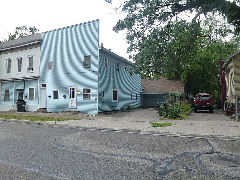 2nd image of 1209 Pine St