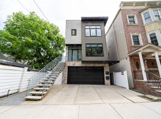 20 W 19th St #4B, Weehawken, NJ 07086