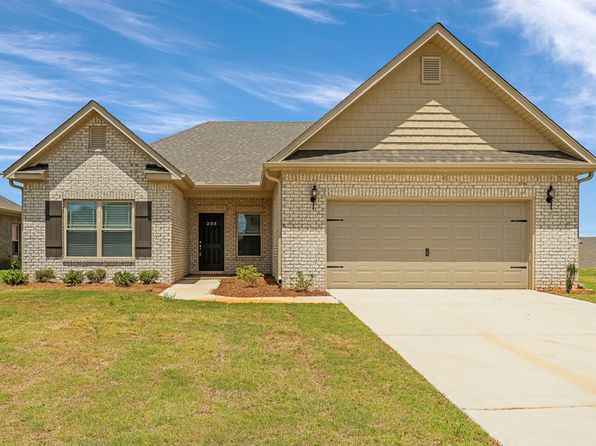 203 Portrait St