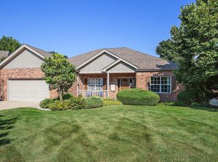 15747 S Spanglers Farm Dr, Plainfield, IL 60544