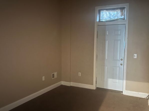 219 1/2 E North Ave APT 1