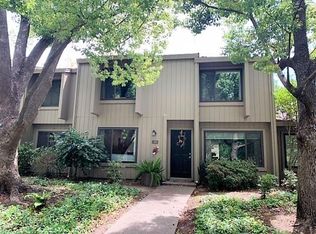 21 Adelphi Ct, Sacramento, CA 95825