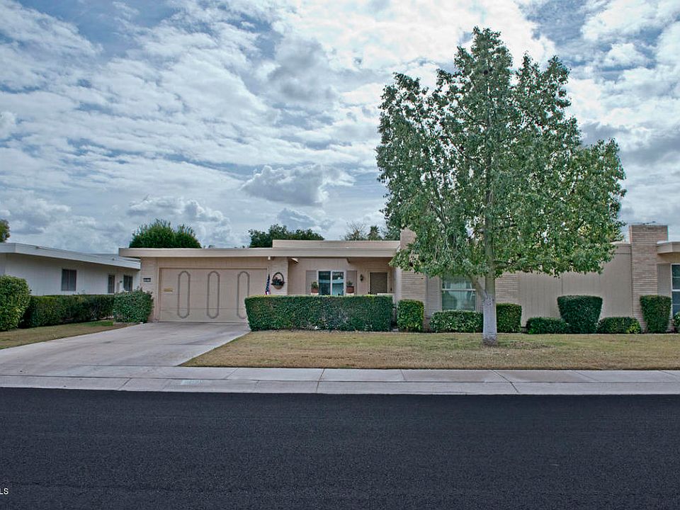 1st image of 10217 W Highwood Ln