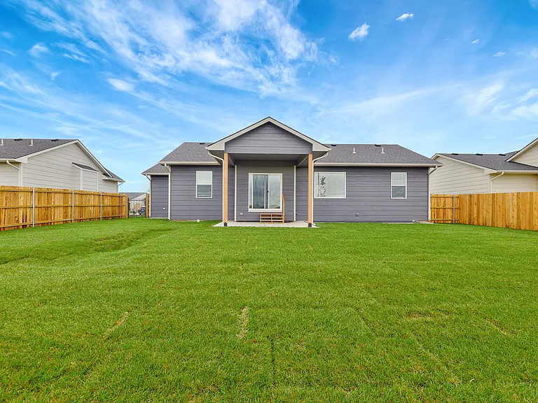588 Long Path Ct — Photo 43