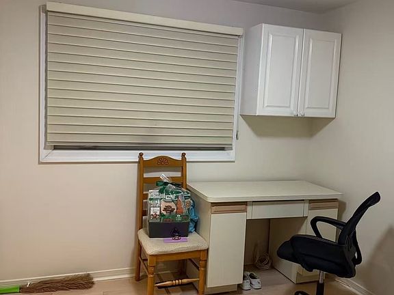 3rd image of 48 Glendale Rd #1