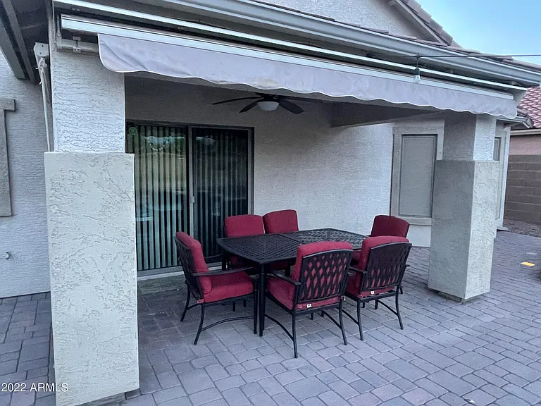 22185 E Calle De Flores — Photo 17