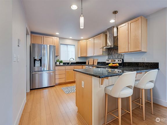 4th image of 4509 S Trenton Street #A