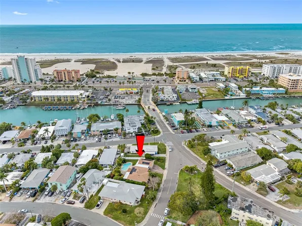 155 112th Ave, Treasure Island, FL 33706