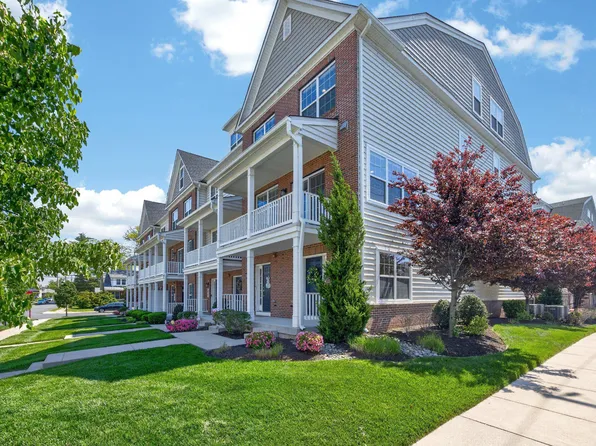 21 N Mitchell Ave, Lansdale, PA 19446