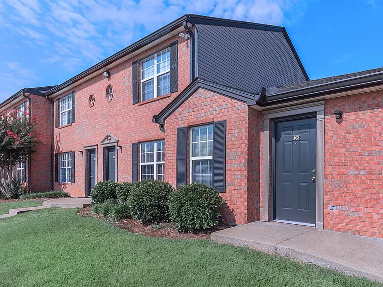 Greentree Pointe — Photo 21