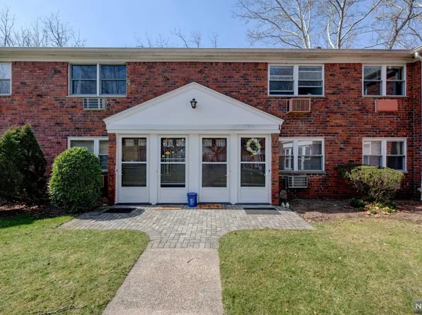 103 Regency Park #103, Ramsey, NJ 07446