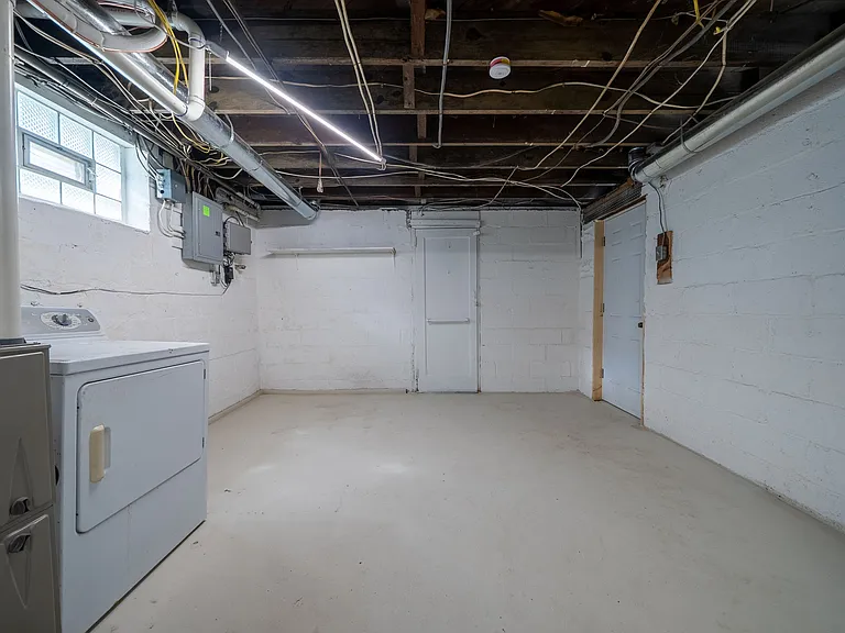 363 Olancha Ave — Photo 6