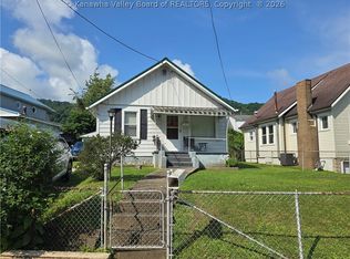 127 W Central Ave, Belle, WV 25015