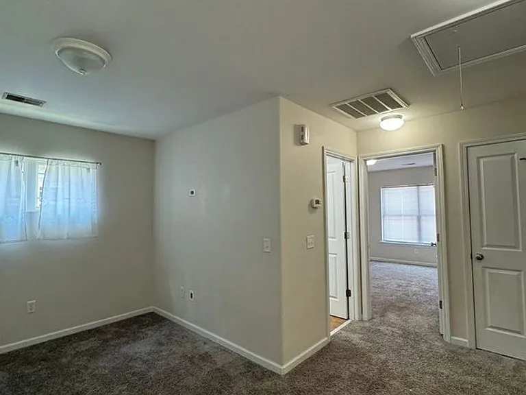 670 Summer Hill Way — Photo 9