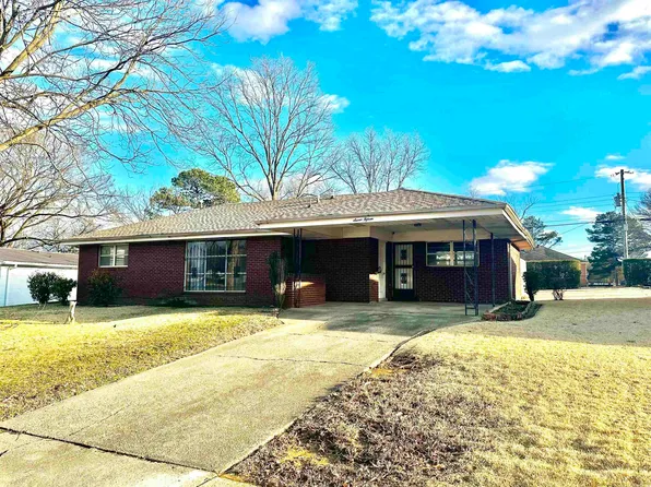 715 Crest Dr, Jonesboro, AR 72401