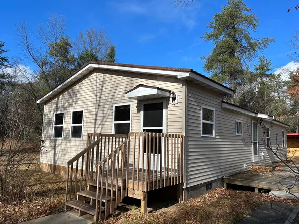 1040 E 92nd St, Bitely, MI 49309