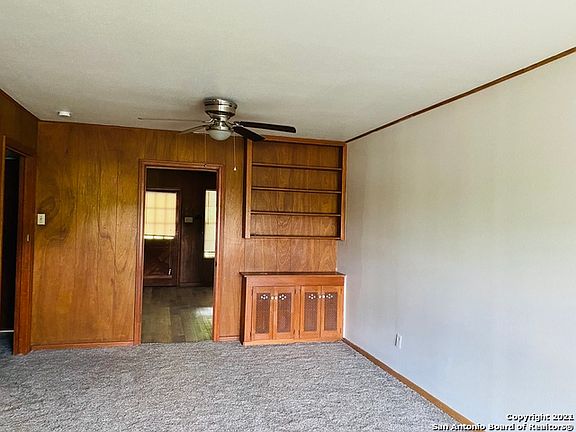 2nd image of 212 Bloomfield Dr