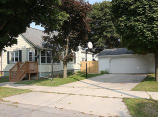 2319 N 11th St, Sheboygan, WI 53083