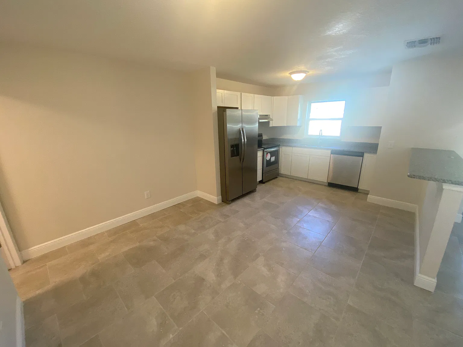 Nice 3/2 Home in Tavares — Photo 3