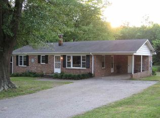 224 W Rutherford St, Landrum, SC 29356