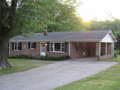 224 W Rutherford St, Landrum, SC, 29356