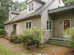 11 Pondside Ln, West Simsbury, CT 06092