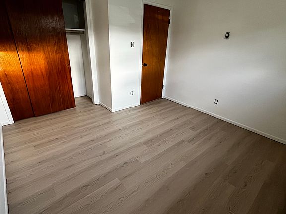 4th image of 21 Dorsey St #1
