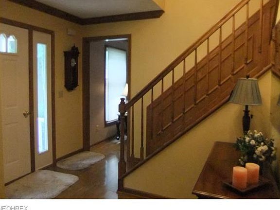 Foyer.