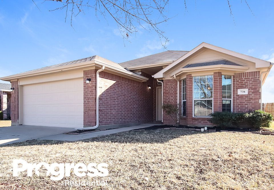 1st image of 736 Hawthorn Dr