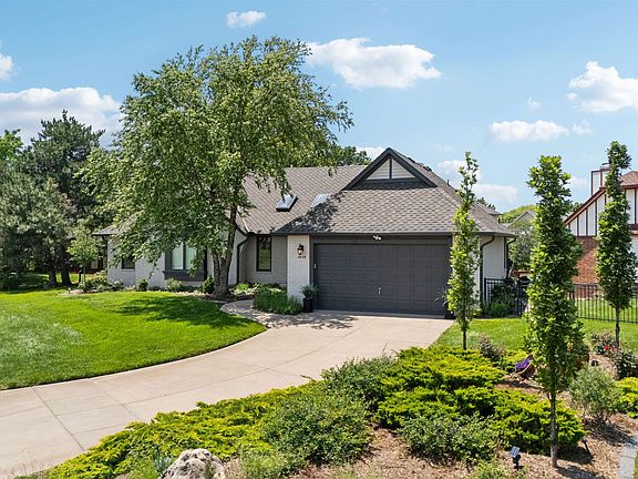 2nd image of 4635 N Cobblestone St