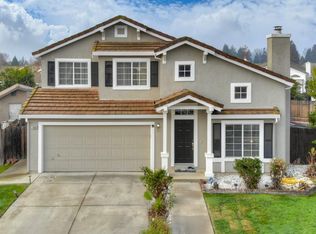 7000 Paloma Blanca Ct, Elk Grove, CA