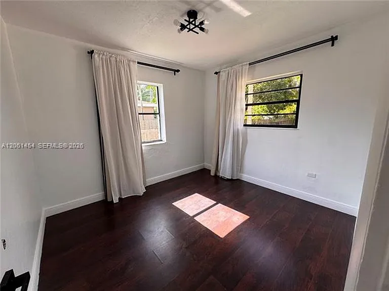 124 NW 89th St #124 — Photo 4