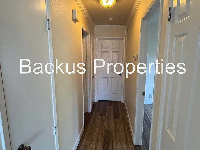 1054 Padre Dr #4 — Photo 12