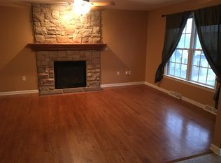 85 Angela Ln, York, PA 17402