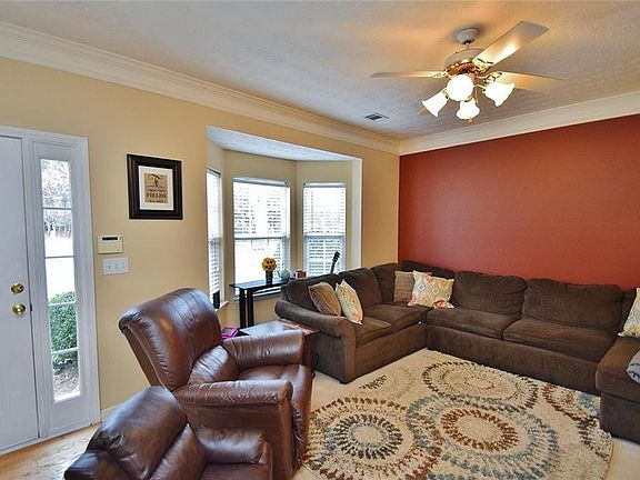 3rd image of 4617 Crawford Oaks Dr