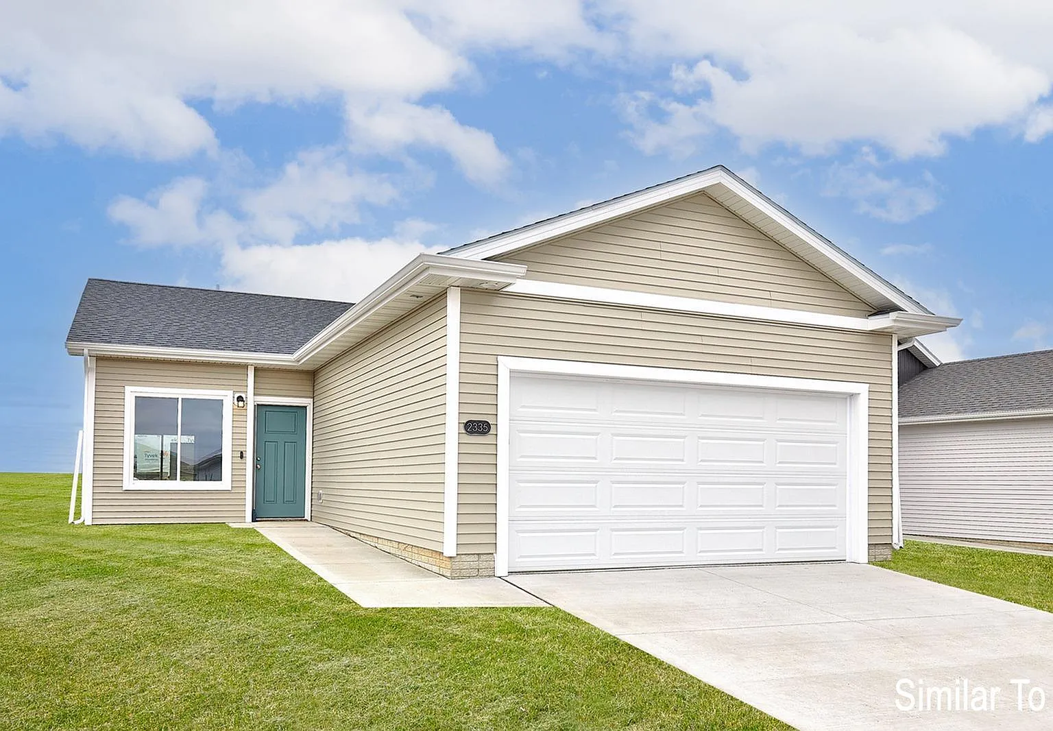 3 bed, 1276 sqft, $1,899 — Photo 1