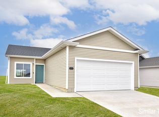 2330 Legacy Dr, Norwalk, IA 50211